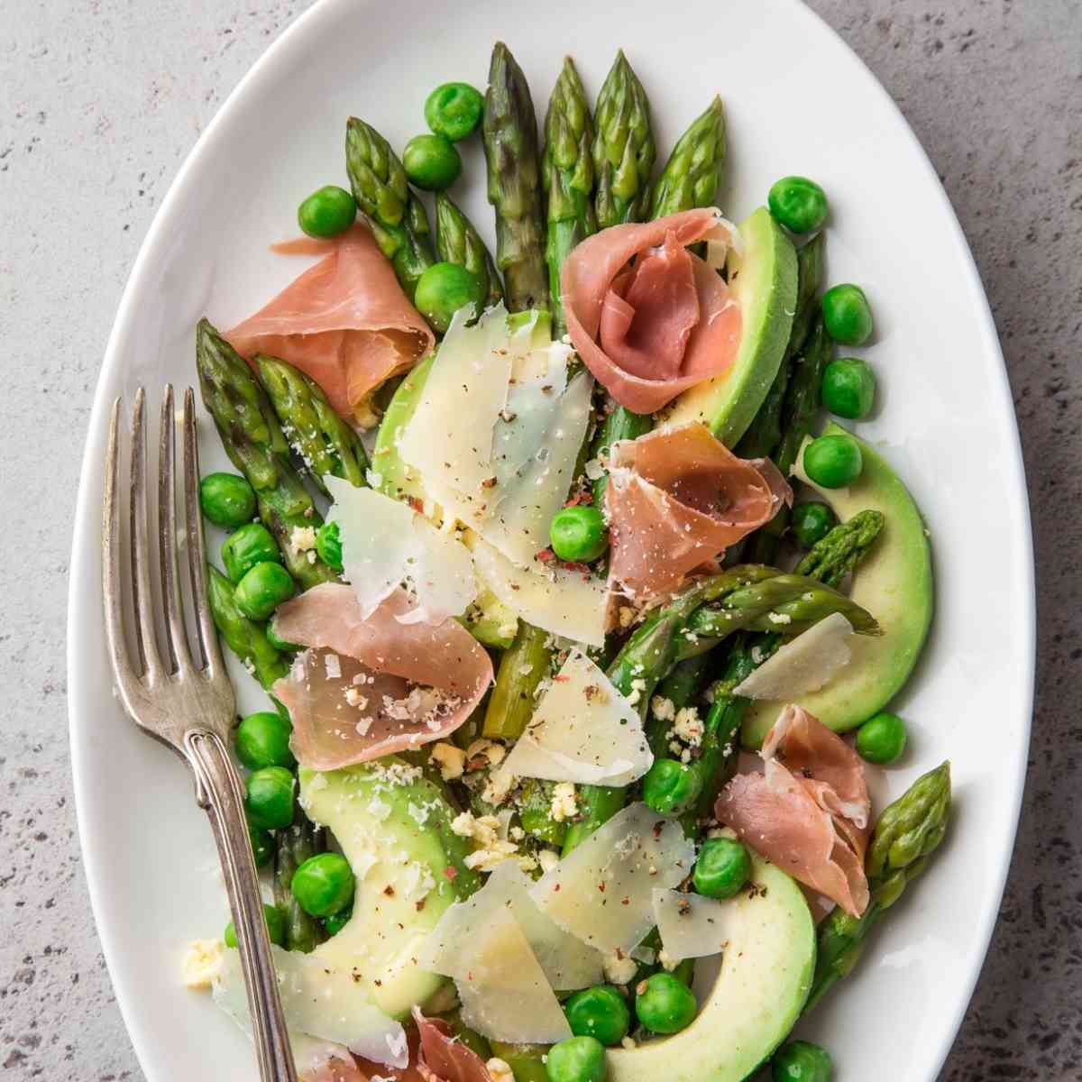 Asparagus Salad: Light, Healthy & Flavorful Spring Dish Ideas